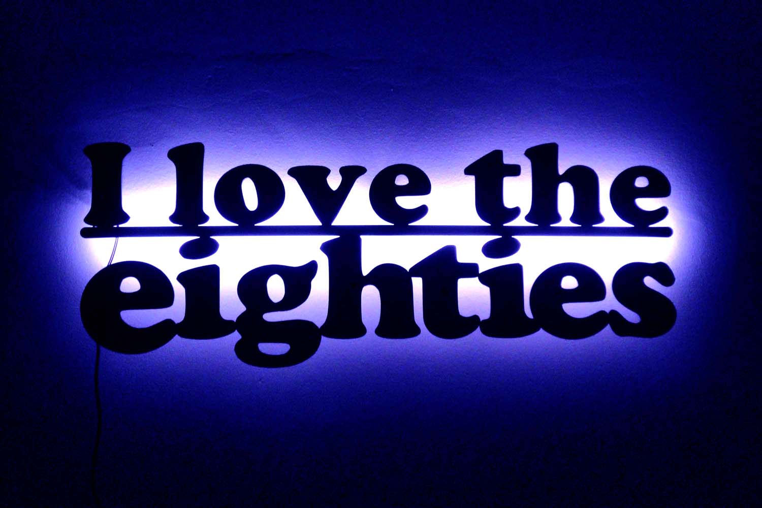 Les années huitante: Lampe I Love the 80's par Schulé Design
