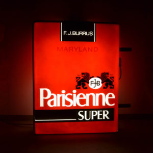 Enseigne lumineuse cigarettes Parisienne Super. De Burrus Boncourt. Logo de 1972