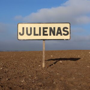 Juliénas panneau de signalisation.