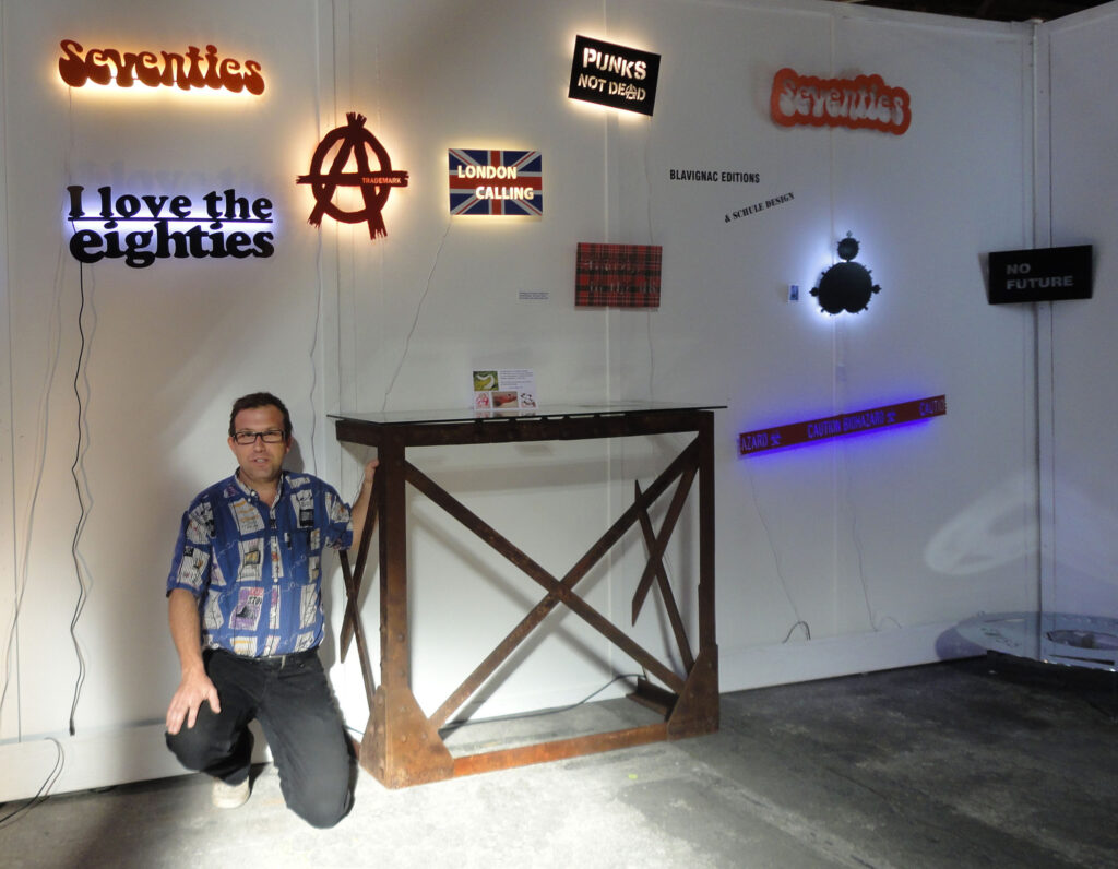 Jo aux puces du design 2010 console indus