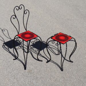 Mini chaise tabouret porte-plante kitsch