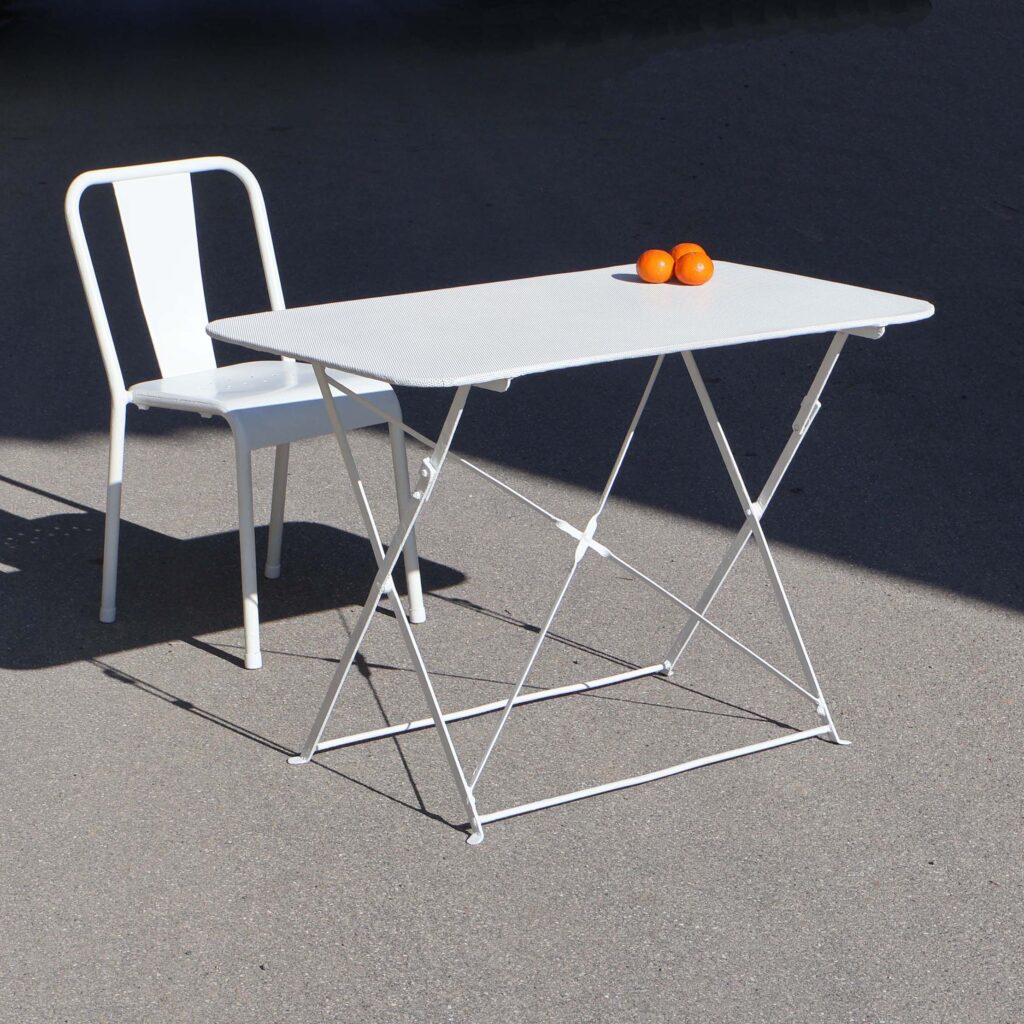 Table pliante vintage de terrasse