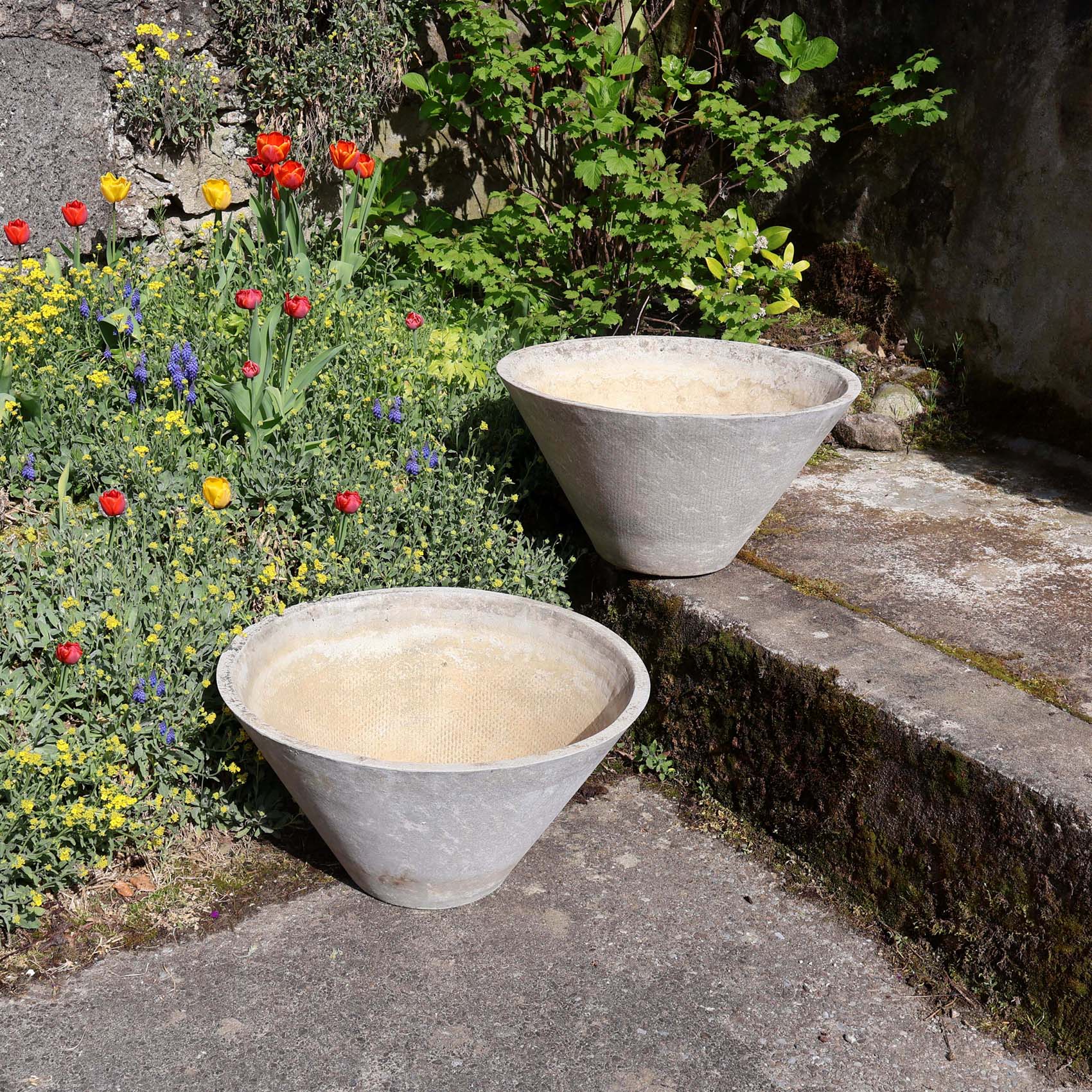 Eternit pots de fleurs vintage Willy Gühl
