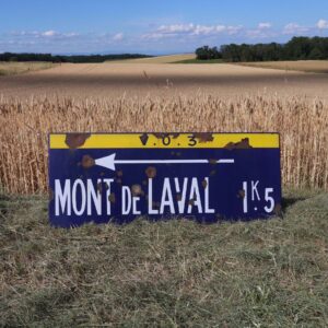 Mont-de-Laval Doubs panneau routier