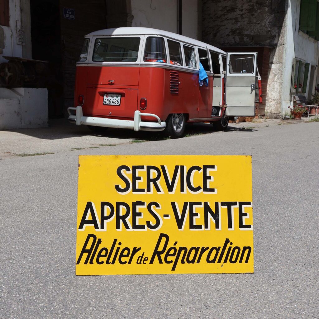 Enseigne ancienne atelier réparation.