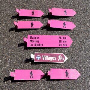 Flèches tourisme pédestre couleur