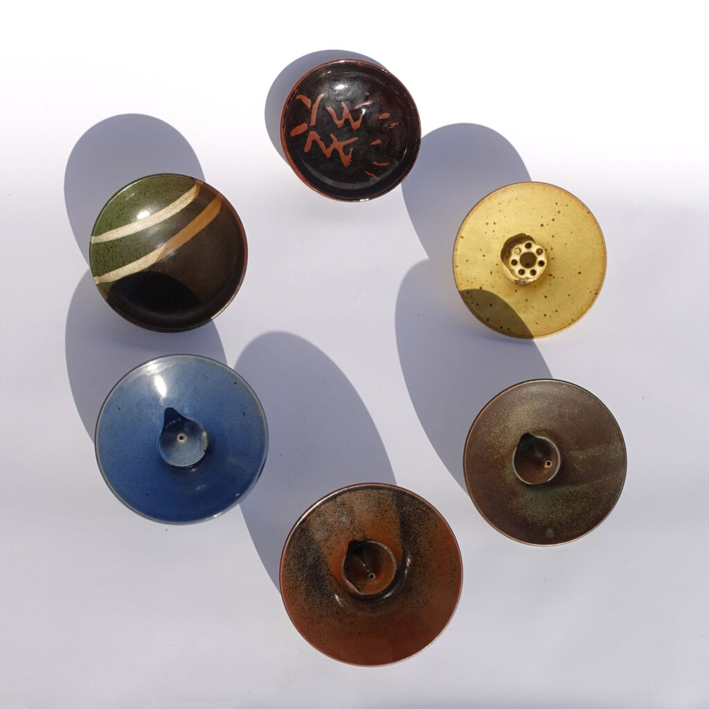 Taizé coupelle en grès émaillé. Artisanat monastique