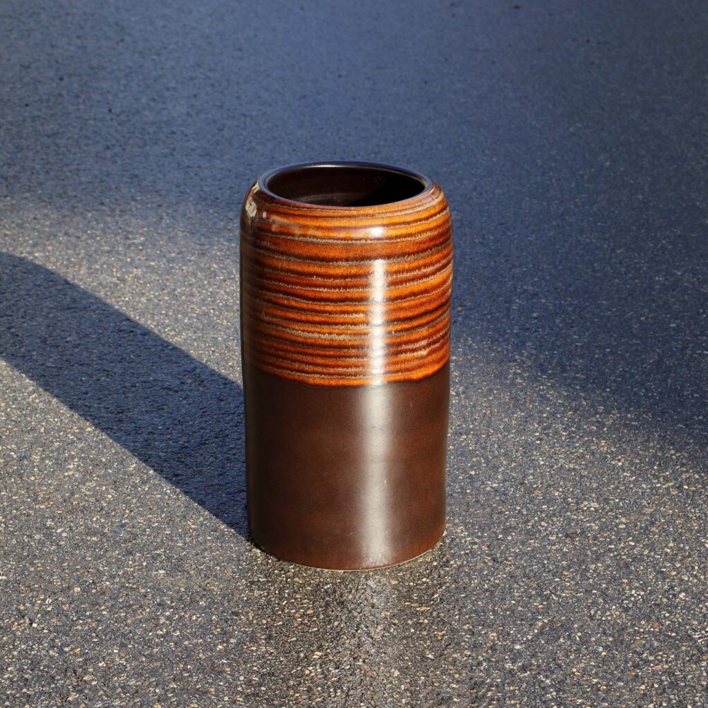 Grand vase Burkart Keramik Kreuzlingen 1970s.