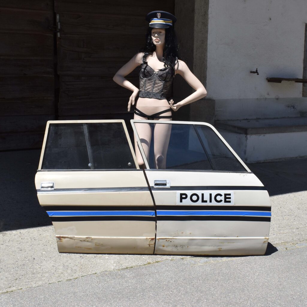 Portières Ami 8 Citroën décor police.