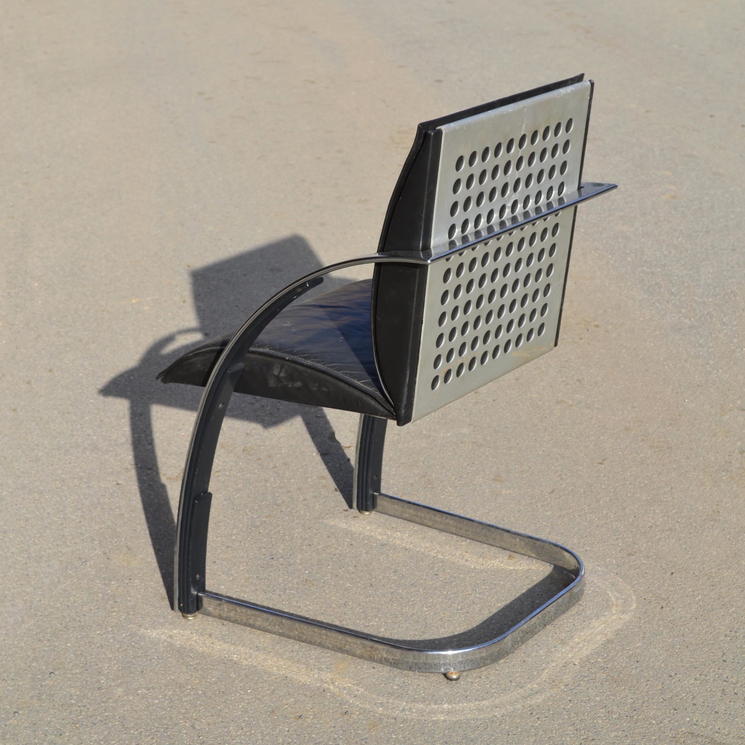 Girsberger 91er Stühl. Fauteuil de bureau forme cantilever.