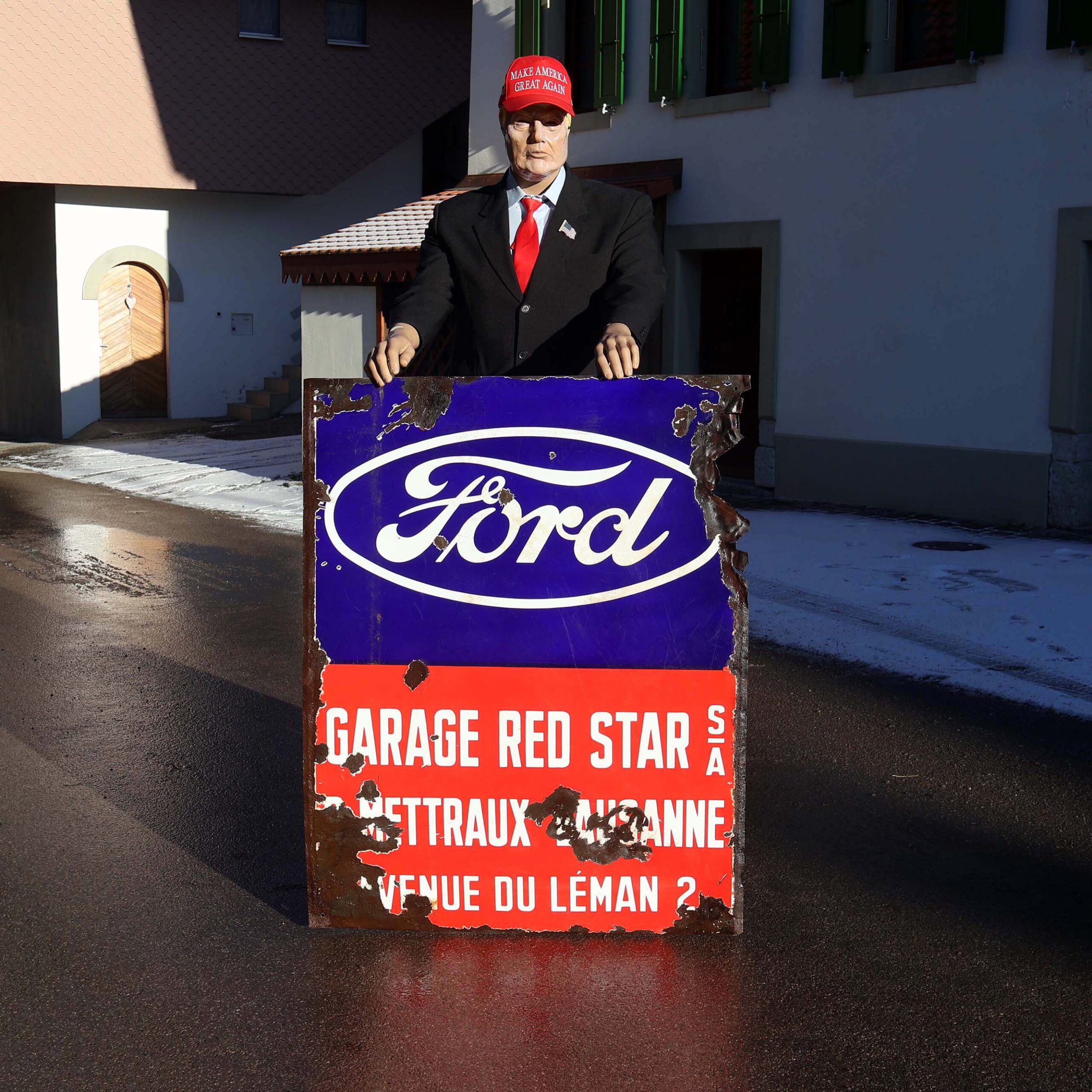 Plaque émaillée Ford 50's. Enseigne agence garage Red Star