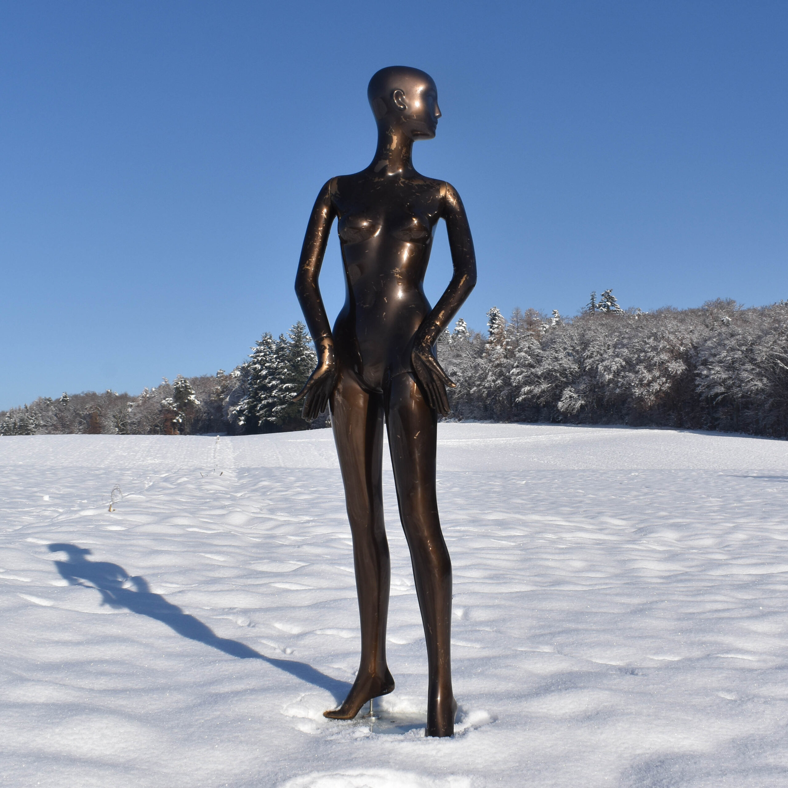 Mannequin Schläppi vintage doré bronze. Mannequin femme