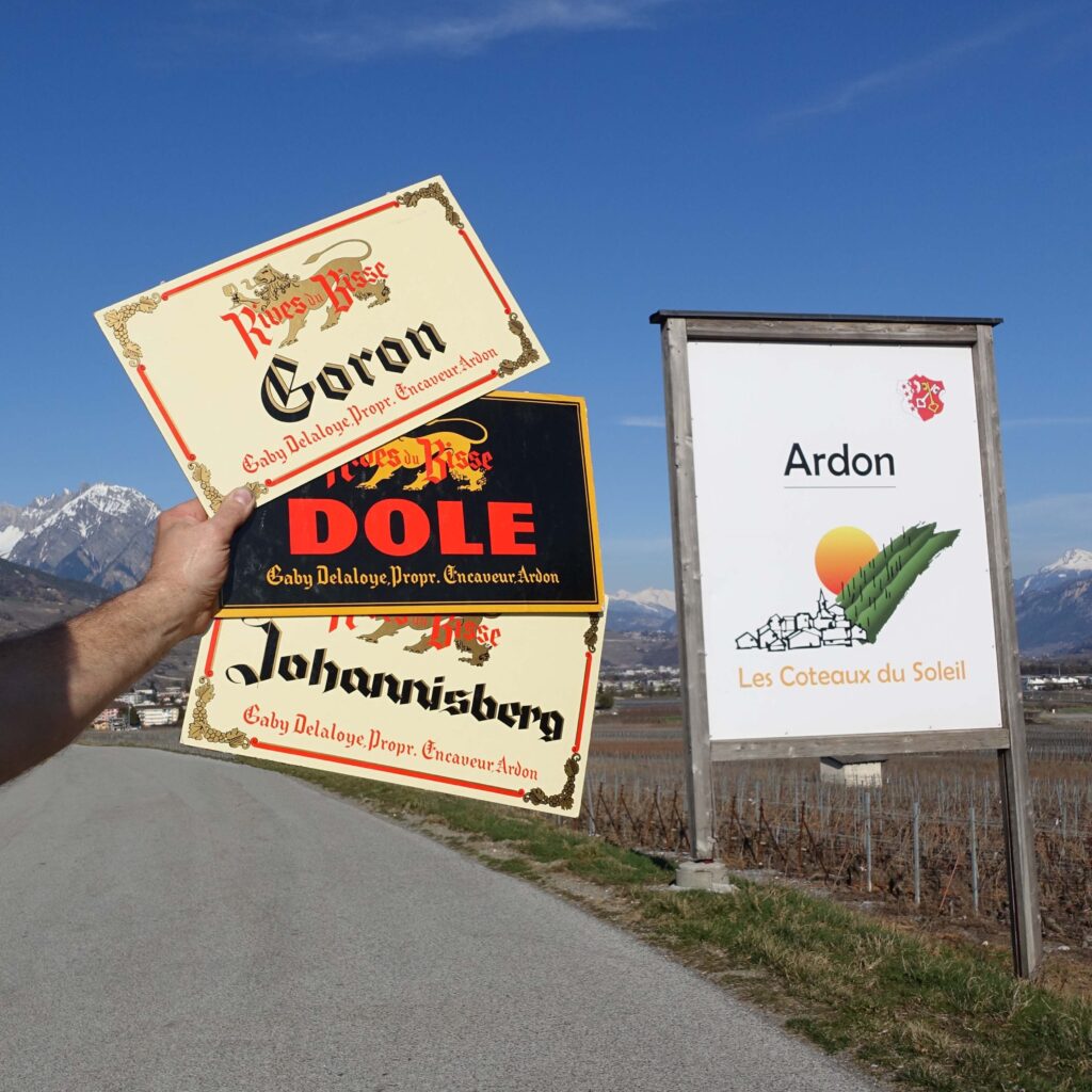 Gaby Delaloye Ardon vins cartons publicitaires vintage