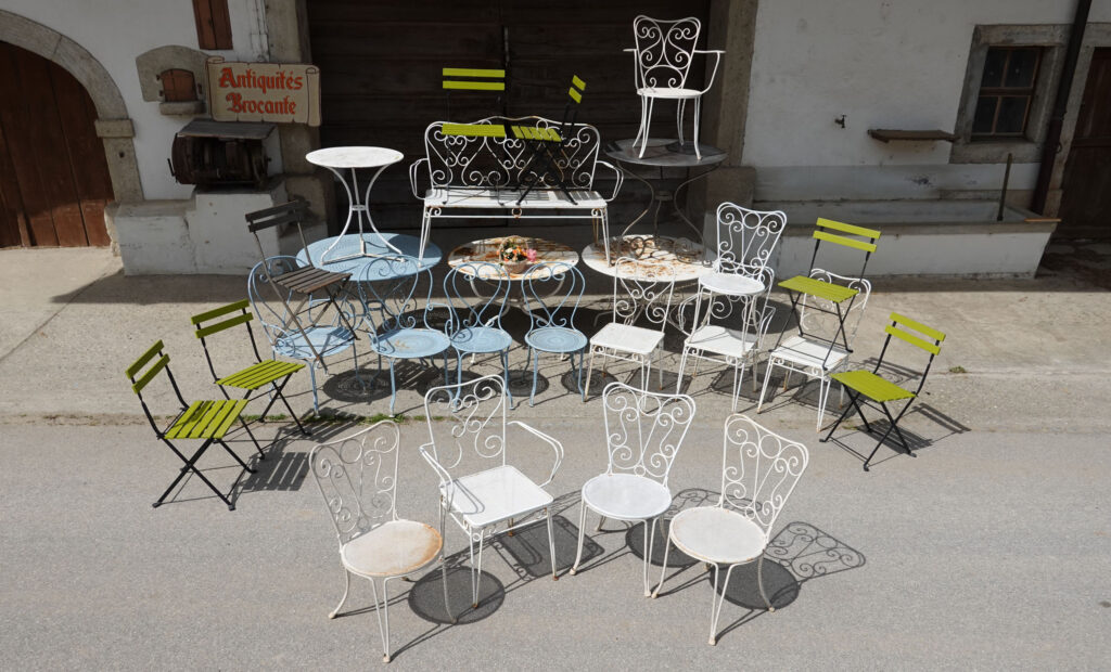 Mobilier de jardin ancien et vintage. C'est le printemps !