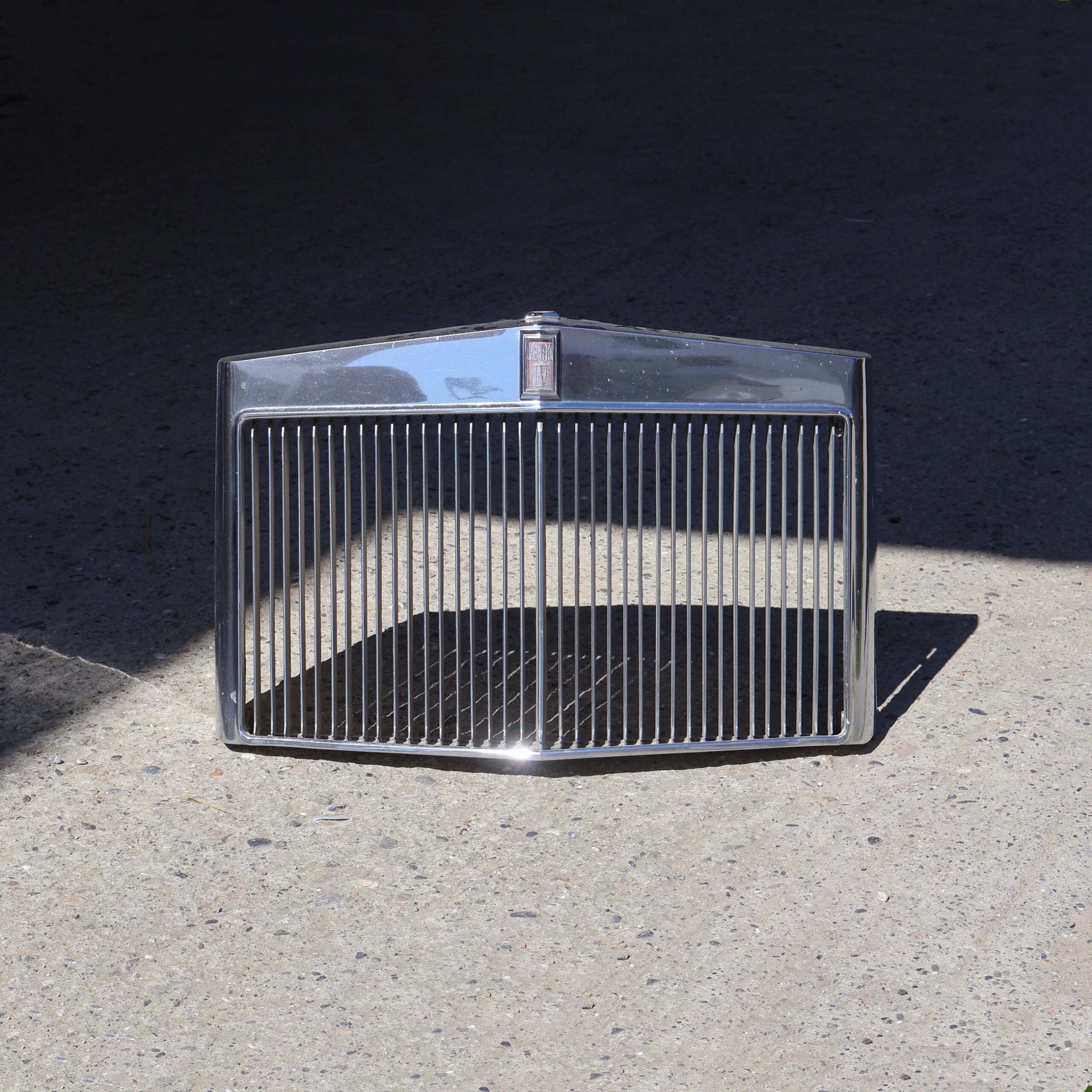 Calandre Lincoln Mark 4 1970s. Grille de radiateur de voiture