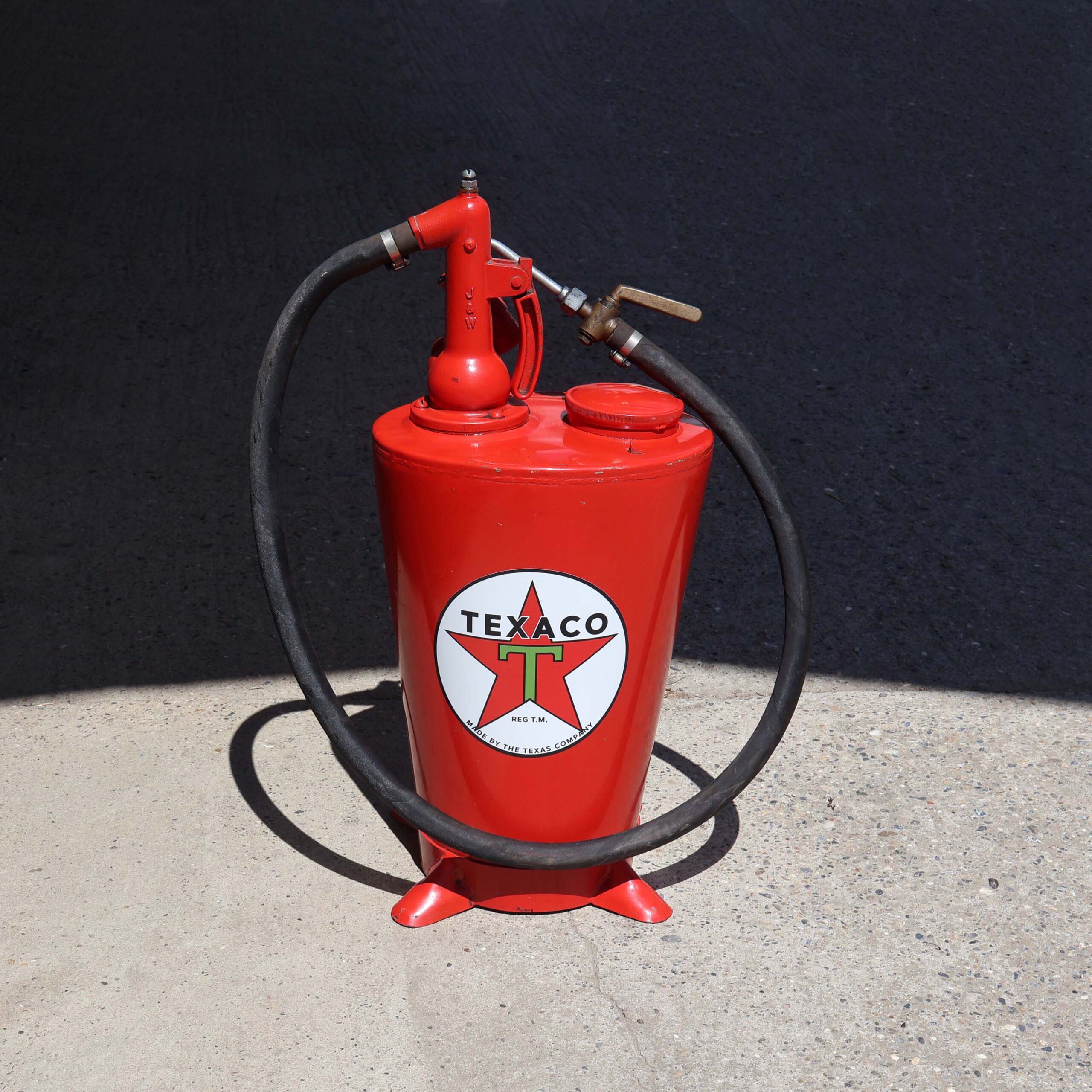Graisseur pompe à huile Texaco américaine des années 1950.