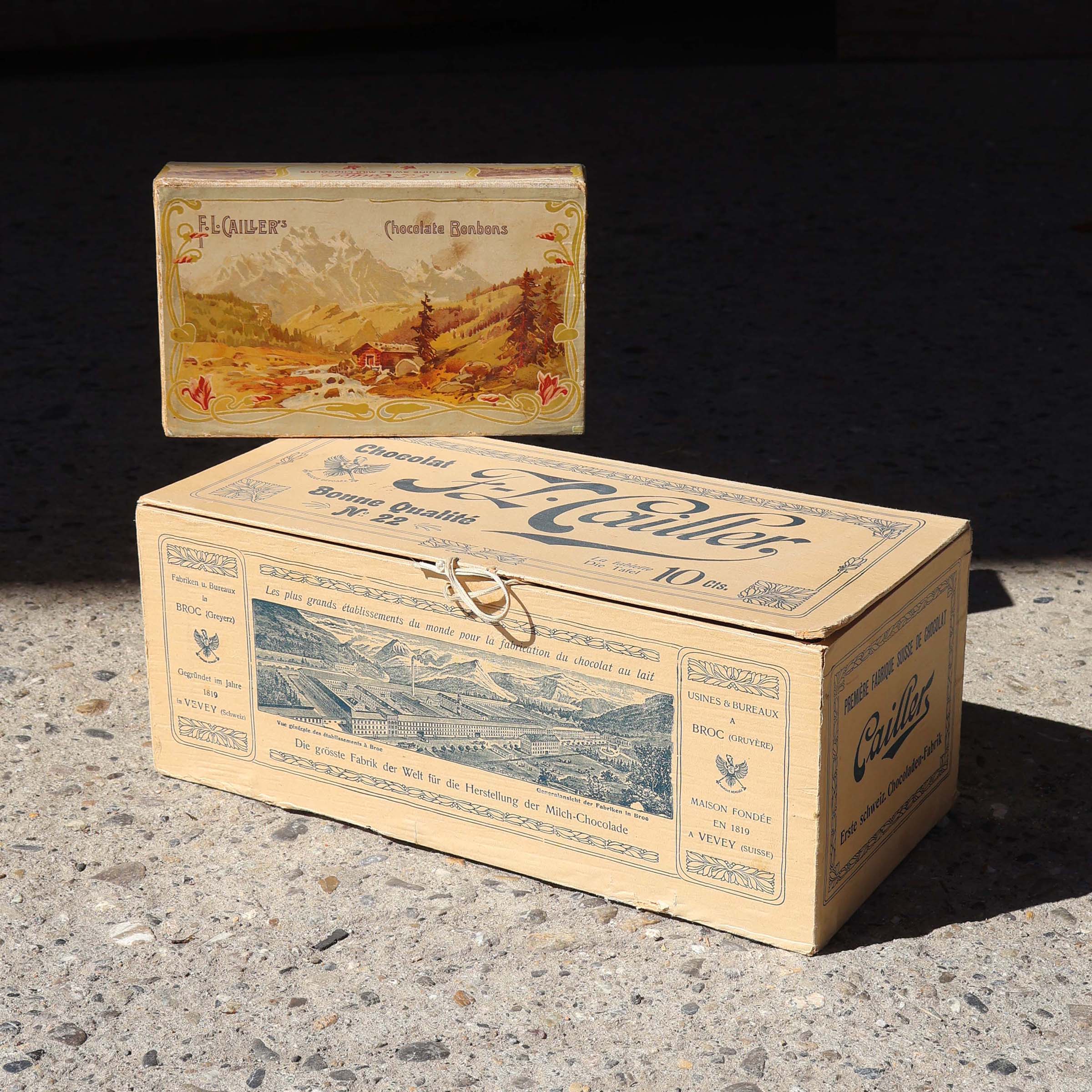 Boites anciennes chocolat Cailler. Vieilles boites en carton.